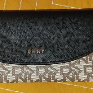 NWT DKNY Black and Brown Slim wallet